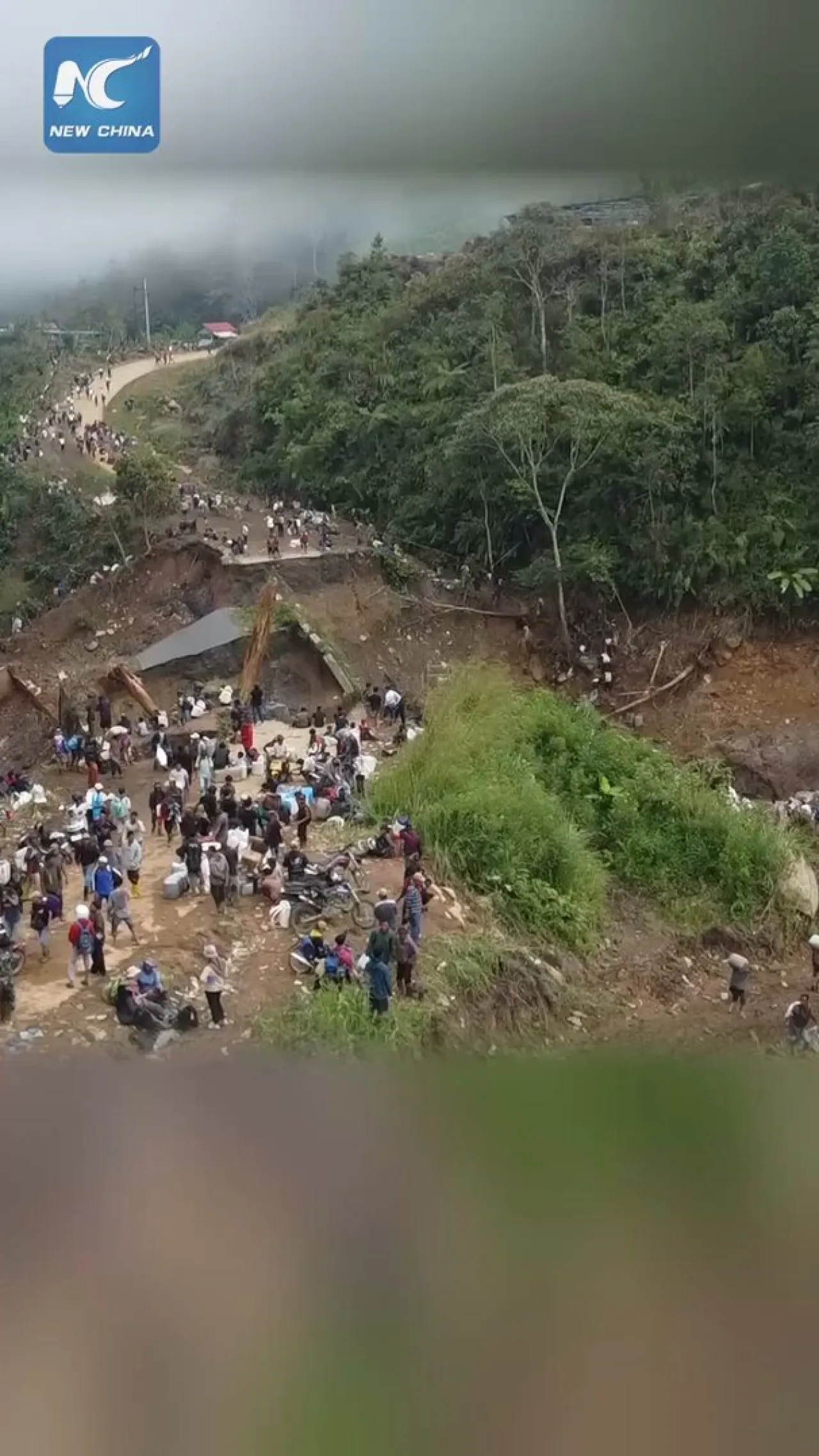 Indonesia Floods and Landslides Death Toll Exceeds 1,000 on Sumatra Island